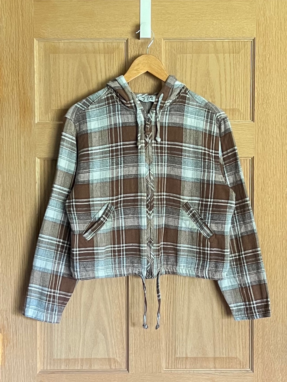 M 579 Vintage Plaid Cropped Jacket